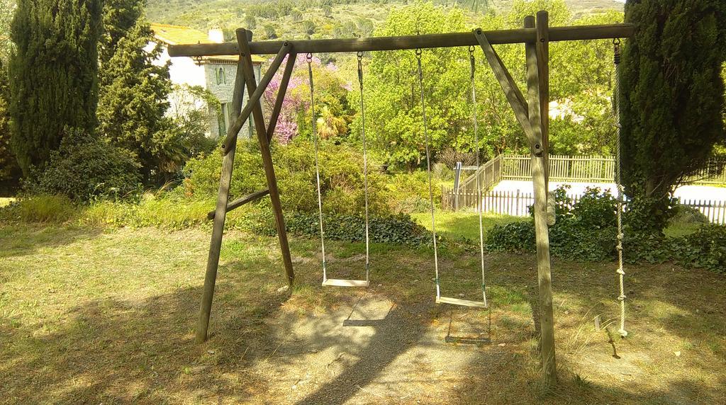 Bed and Breakfast Mas Montluzia Cascastel-des-Corbieres Экстерьер фото