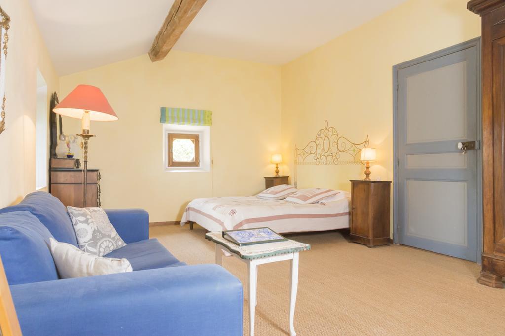 Bed and Breakfast Mas Montluzia Cascastel-des-Corbieres Экстерьер фото
