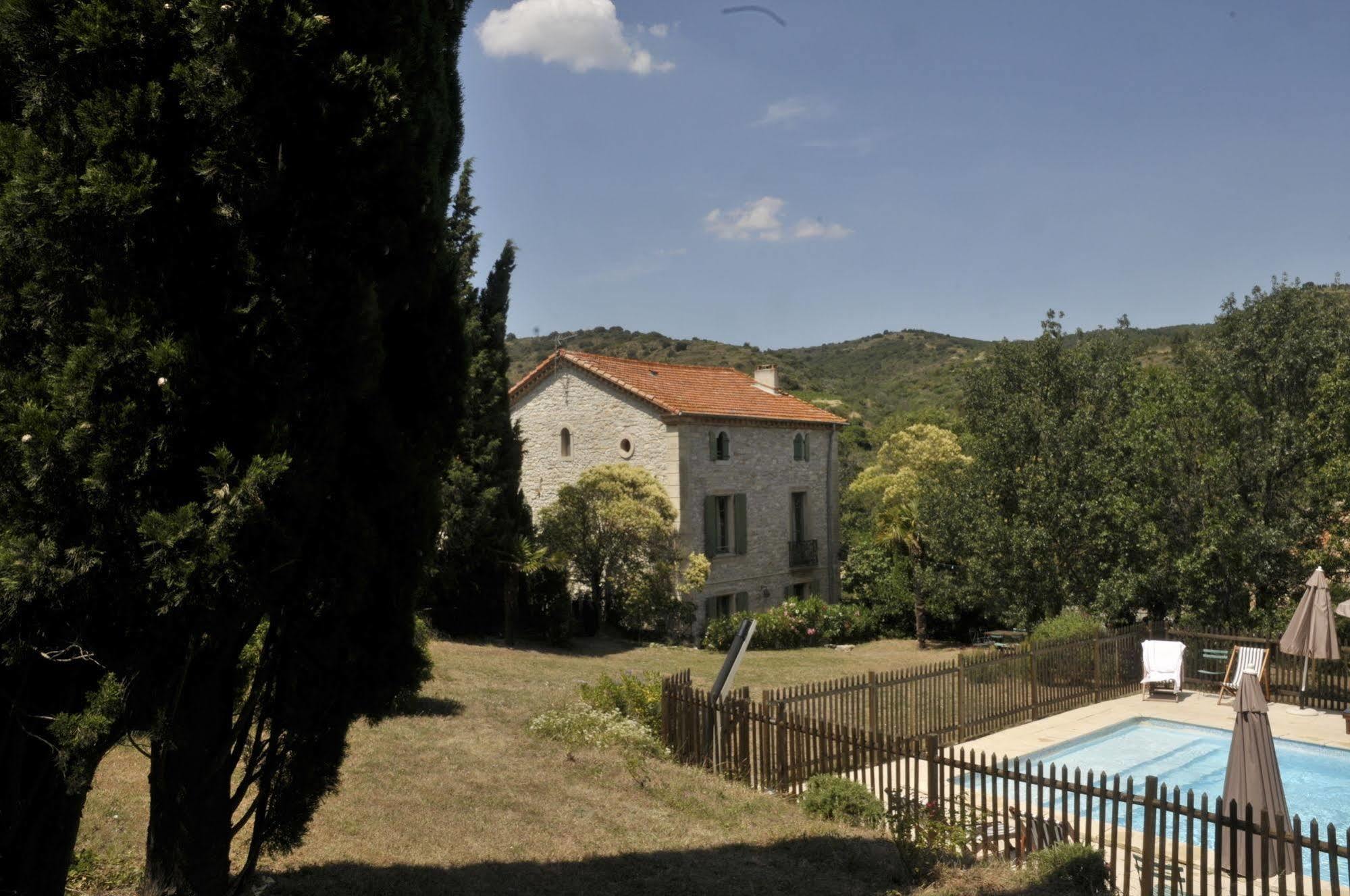 Bed and Breakfast Mas Montluzia Cascastel-des-Corbieres Экстерьер фото